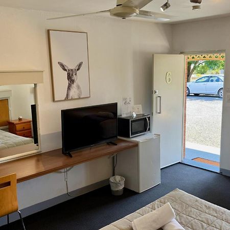 Quirindi Sunflower Motor Inn Exterior photo