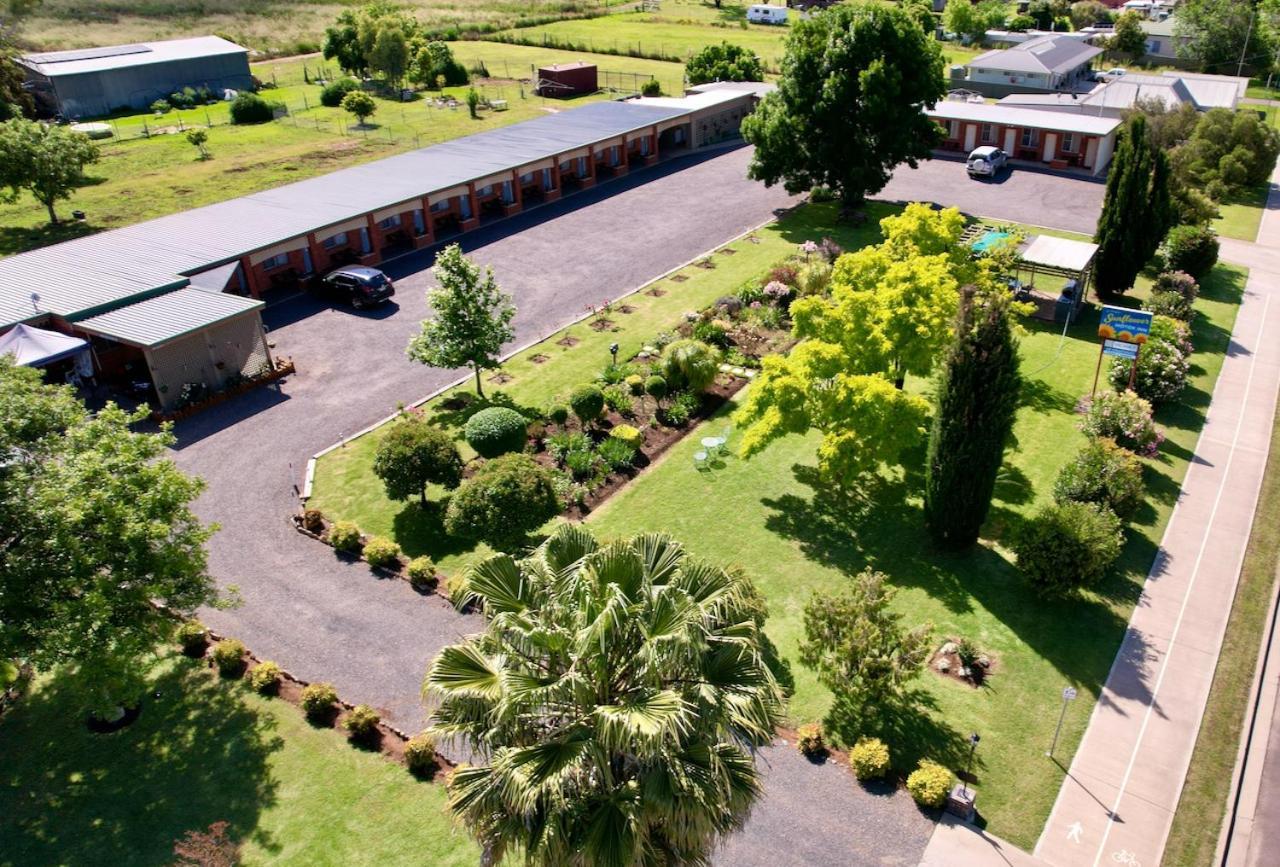 Quirindi Sunflower Motor Inn Exterior photo